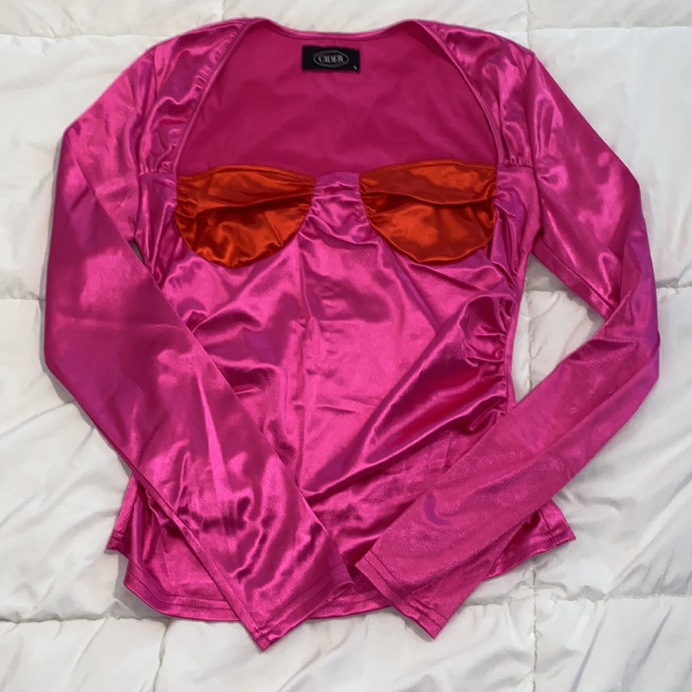 Cider fuchsia and red bodice cup satin like long sleeve top